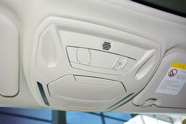 2012款福特福克斯1.6L自动风尚型