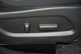 2013款现代格锐3.3L
