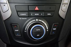 2013款现代格锐3.3L