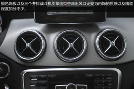 上海站实拍奔驰GLA