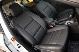 2015款雷诺风朗2.0L时尚版