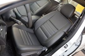 2015款雷诺风朗2.0L时尚版