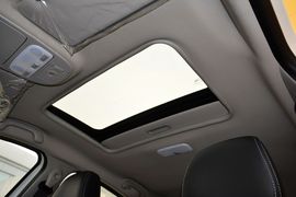 2015款雷诺风朗2.0L时尚版