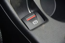 2015款雷诺风朗2.0L时尚版