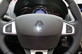 2015款雷诺风朗2.0L时尚版