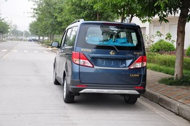 2015款长安金欧诺1.5L豪华型