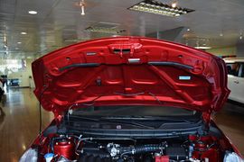 2013款日产骊威劲锐版1.6XV