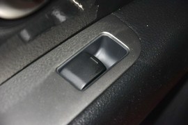 2013款日产骊威劲锐版1.6XV