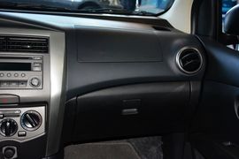 2013款日产骊威劲锐版1.6XV