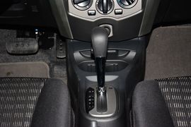 2013款日产骊威劲锐版1.6XV