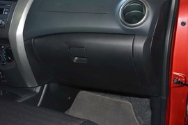 2013款日产骊威劲锐版1.6XV