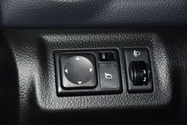 2013款日产骊威劲锐版1.6XV