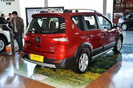 2013款日产骊威劲锐版1.6XV