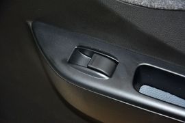 2014款一汽夏利N7