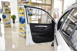 2014款一汽夏利N7