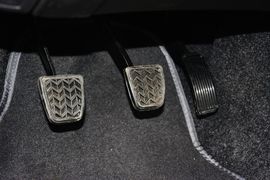 2014款一汽夏利N7