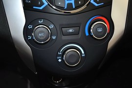 2014款一汽夏利N7