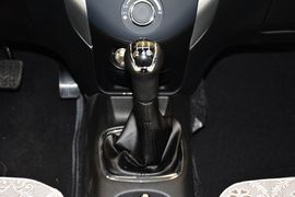 2014款一汽夏利N7