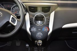 2014款一汽夏利N7