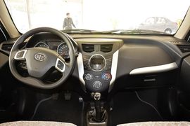 2014款一汽夏利N7