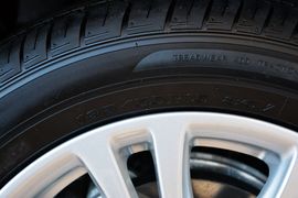 2013款福特嘉年华两厢1.5L自动时尚型