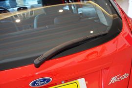 2013款福特嘉年华两厢1.5L自动时尚型