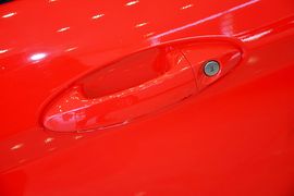 2013款福特嘉年华两厢1.5L自动时尚型