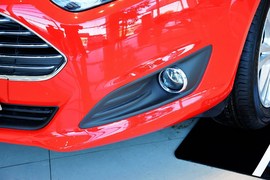 2013款福特嘉年华两厢1.5L自动时尚型