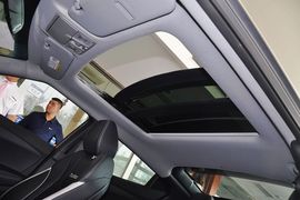 2012款现代飞思Veloster