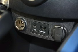 2012款现代飞思Veloster