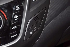 2012款现代飞思Veloster