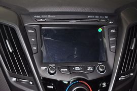 2012款现代飞思Veloster