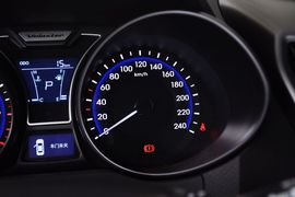 2012款现代飞思Veloster