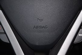 2012款现代飞思Veloster