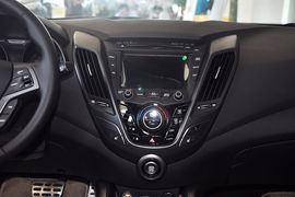 2012款现代飞思Veloster