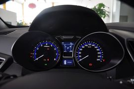 2012款现代飞思Veloster
