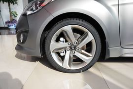 2012款现代飞思Veloster
