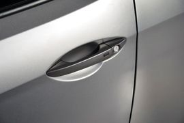 2012款现代飞思Veloster
