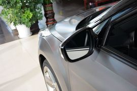 2012款现代飞思Veloster