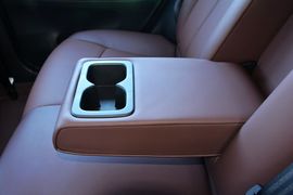 2014款日产骐达1.6L