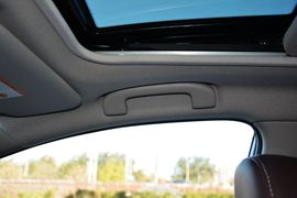 2014款日产骐达1.6L