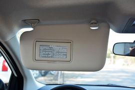 2014款日产骐达1.6L