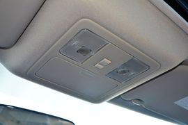 2014款日产骐达1.6L