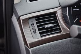 2014款日产骐达1.6L