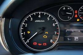 2014款日产骐达1.6L