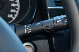 2014款日产骐达1.6L