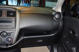 2014款日产阳光1.5XE