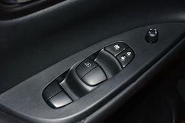2011款日产骐达1.6L手动智能型