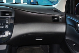 2011款日产骐达1.6L手动智能型