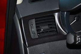 2011款日产骐达1.6L手动智能型